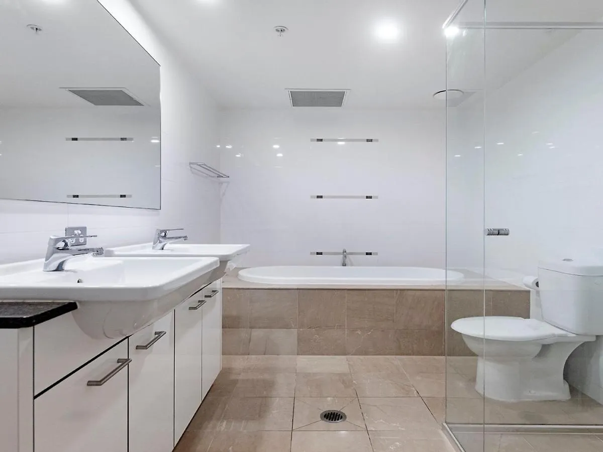 Wonderful 3 Bedroom Apartment - Sierra Grand - Coasthm Gold Coast 0*,