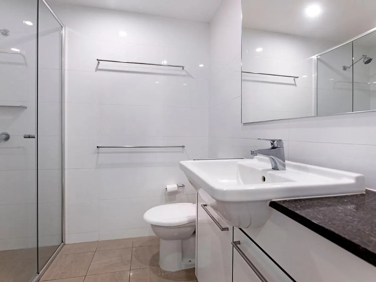 Wonderful 3 Bedroom Apartment - Sierra Grand - Coasthm Gold Coast